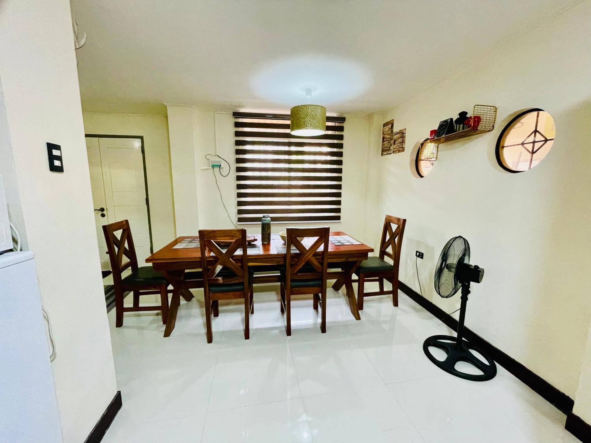 Apartamento Tagaytay Swiss Cabin Netflix/Wifi/Parking Tagaytay City Exterior foto